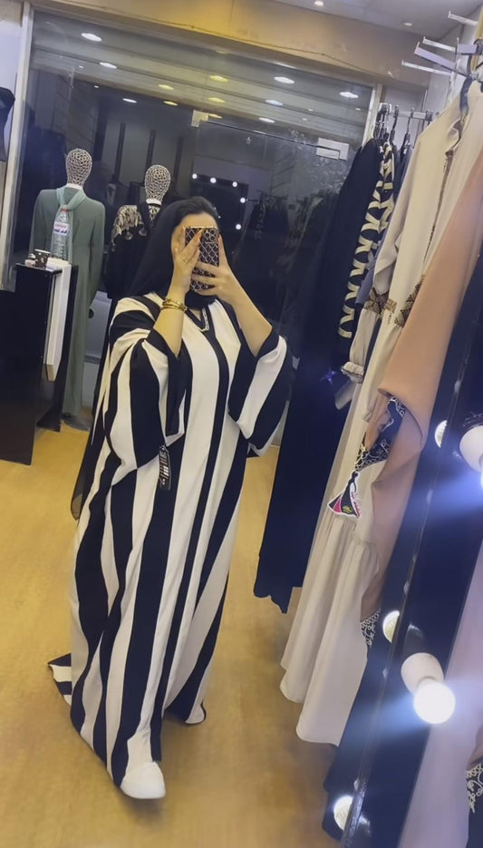 Yazia Abaya Stripes Print Kaftan Abaya