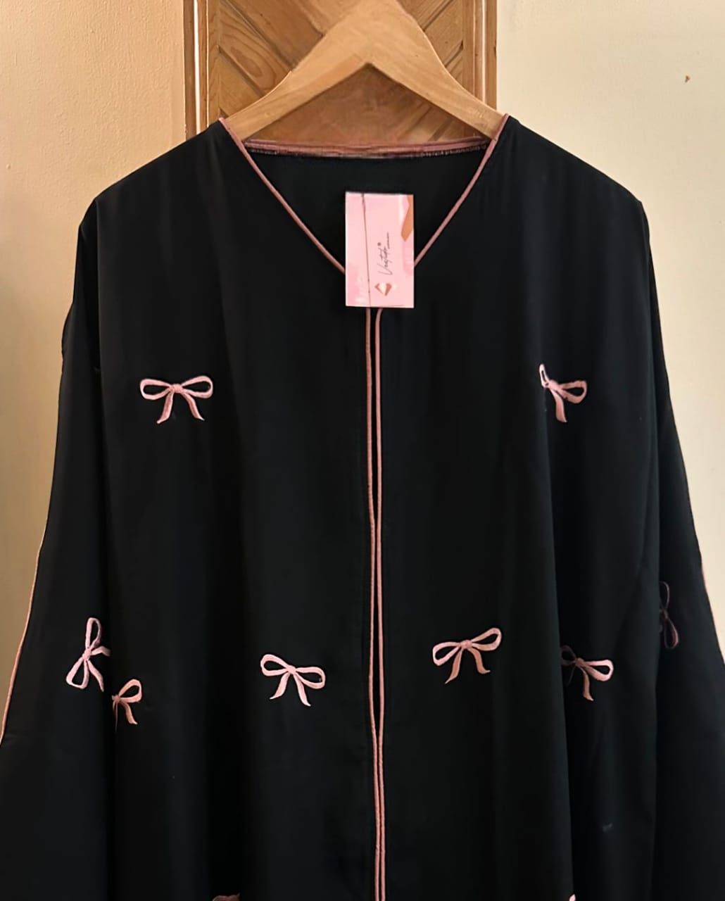 Turkiye 🎀🎗️Coquette Abaya Bow Embroidery Kaftan Abaya 🎀 (Imported) (Korean Nida)