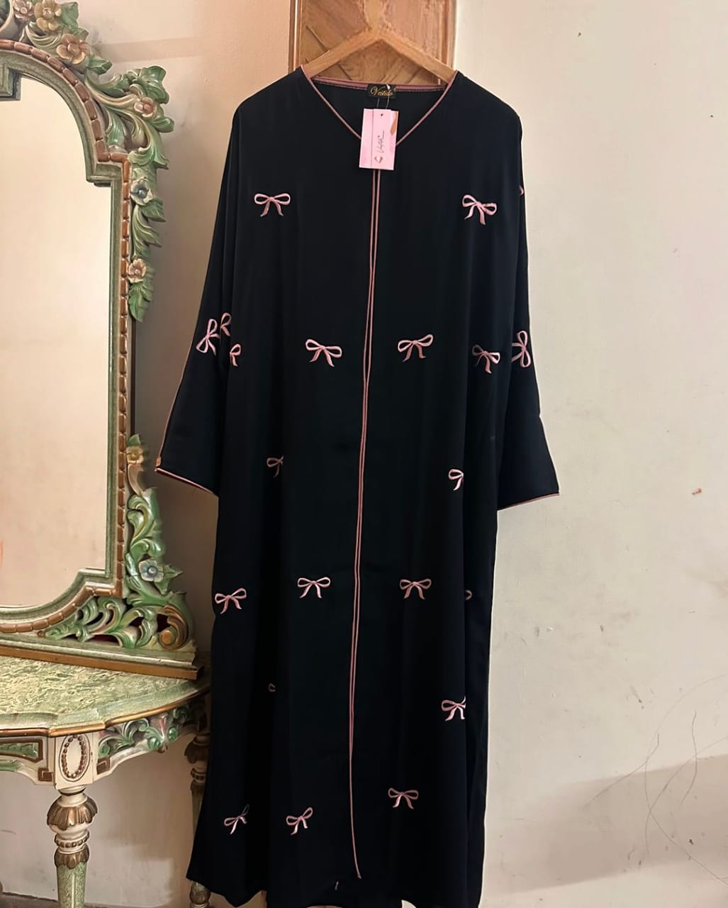 Turkiye 🎀🎗️Coquette Abaya Bow Embroidery Kaftan Abaya 🎀 (Imported) (Korean Nida)